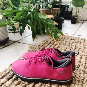 NWOT Nike Lunarlon Lunar Adapt Fushia